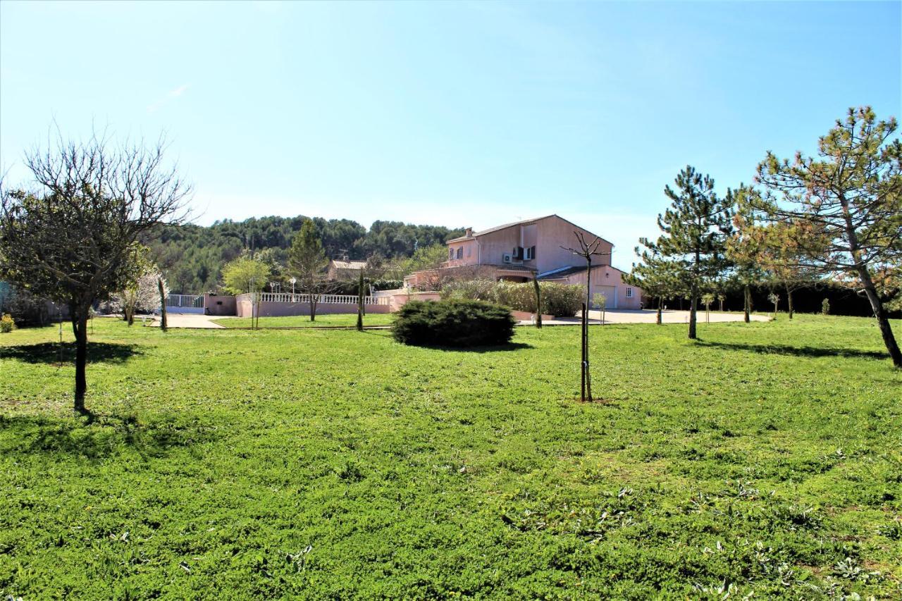 La Villa Des Ames Liees Draguignan Exterior foto